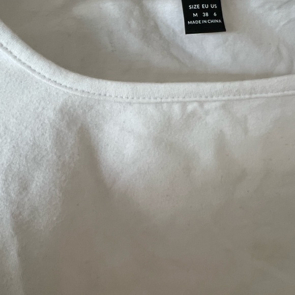 SHEIN White Crop Top - Picture 3 of 3